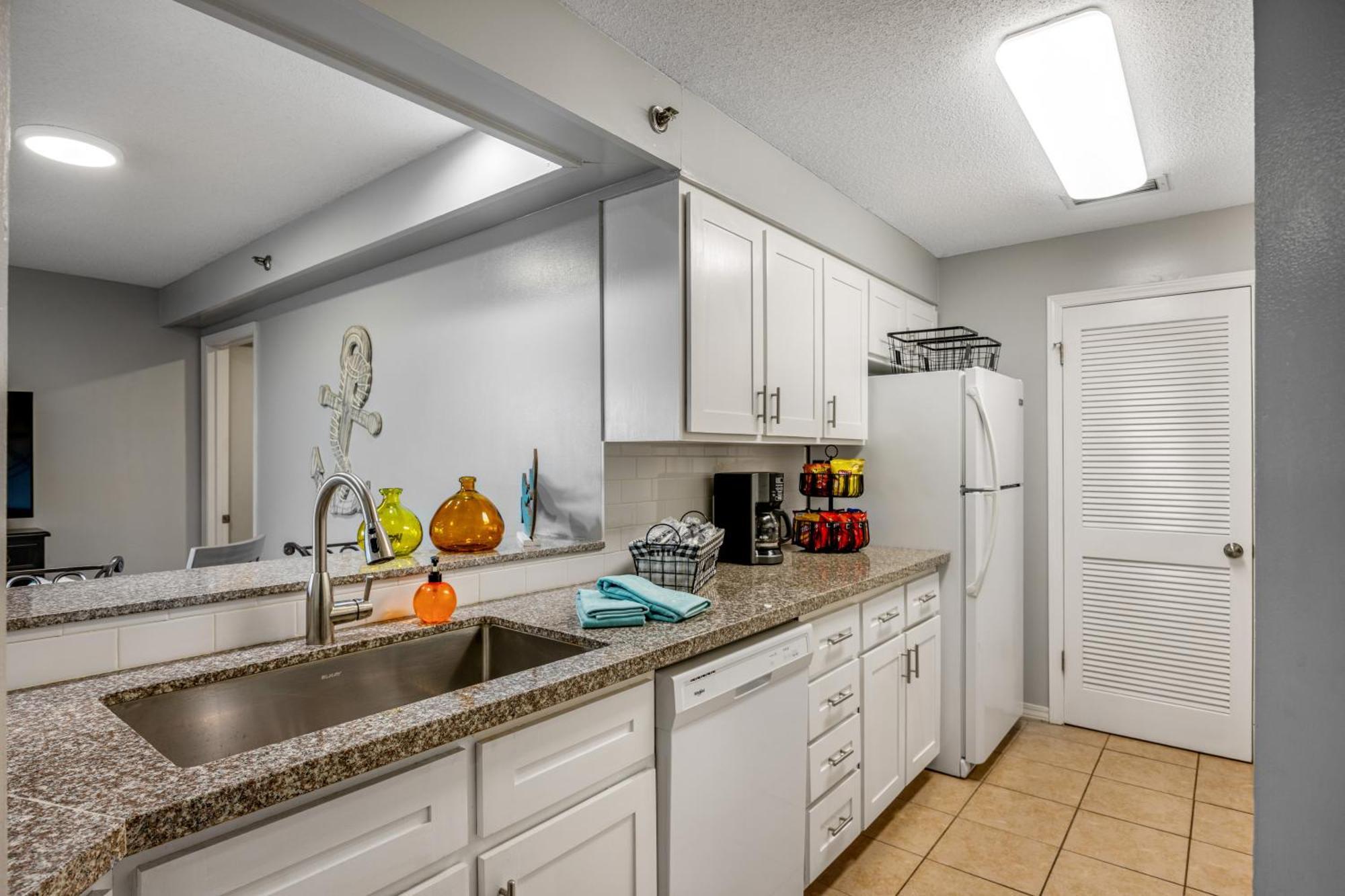 The Inn At St Thomas 1210B - Perfect Affordable Getaway Panama City Beach Extérieur photo